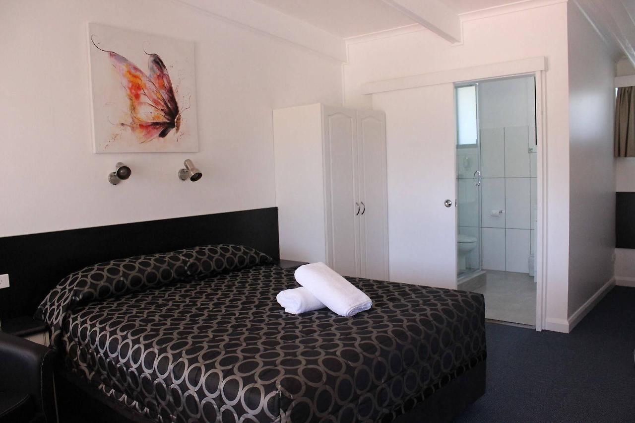Twin Swans Motel Inverell Esterno foto