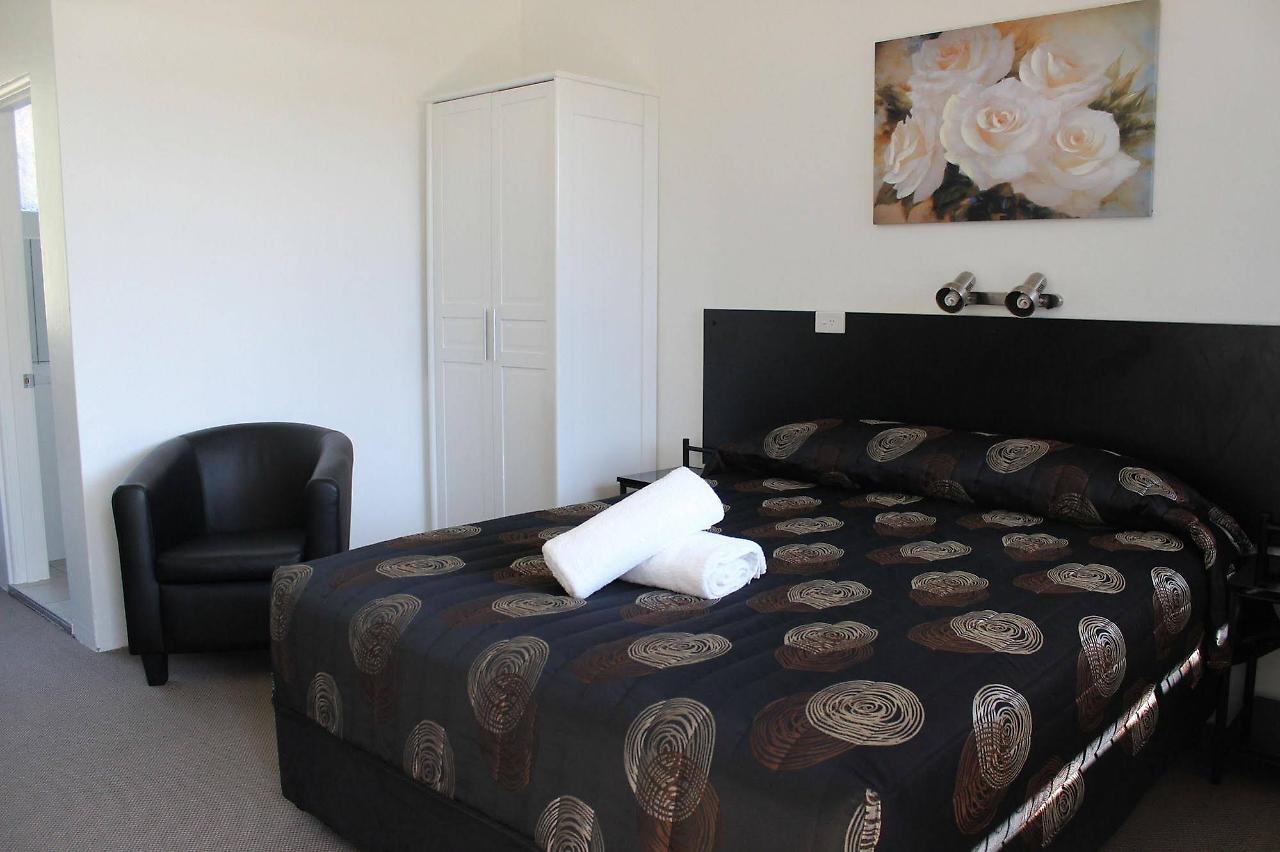 Twin Swans Motel Inverell Esterno foto