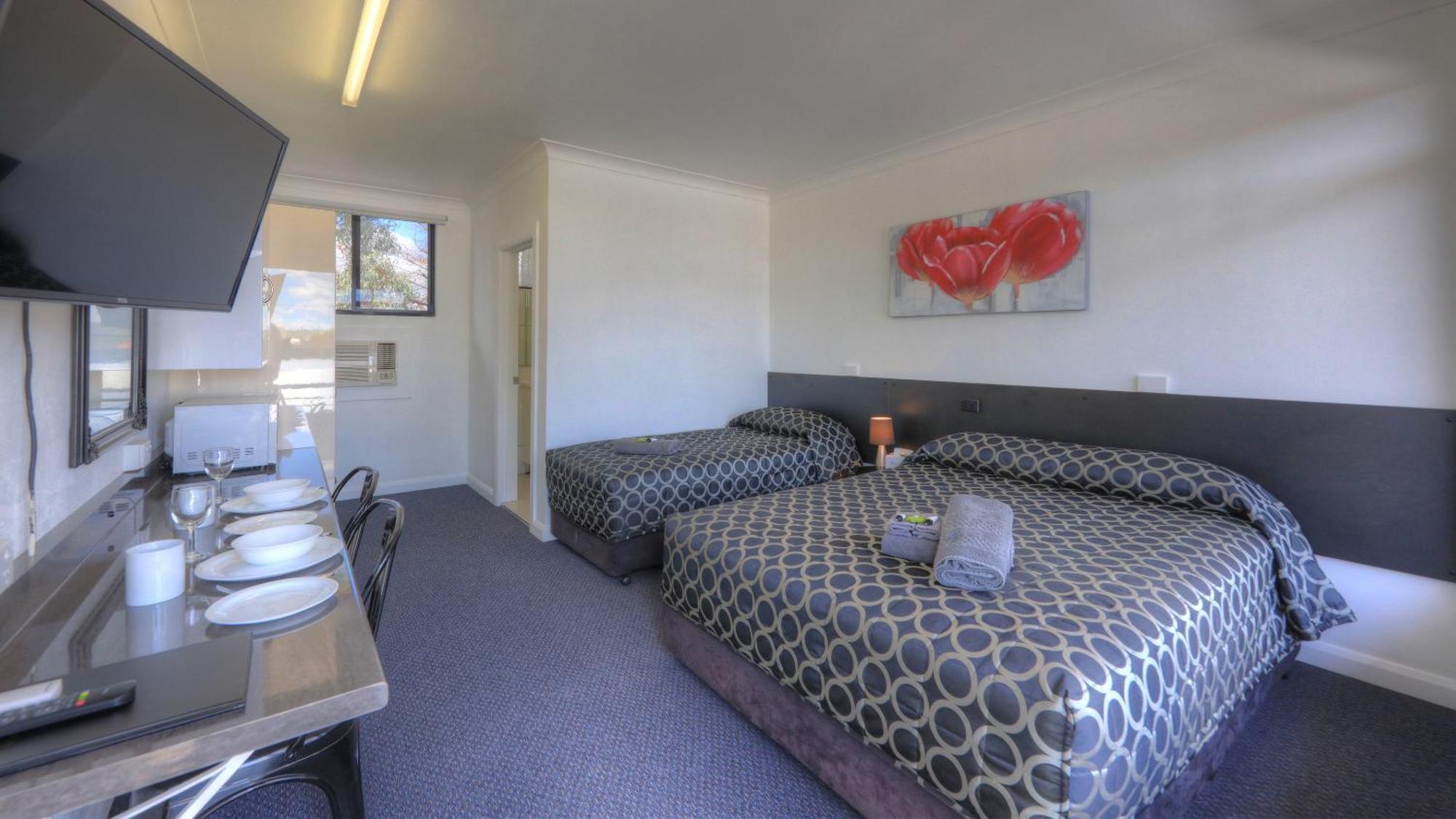 Twin Swans Motel Inverell Esterno foto