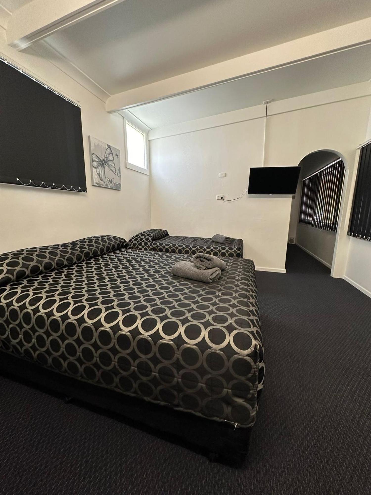 Twin Swans Motel Inverell Esterno foto