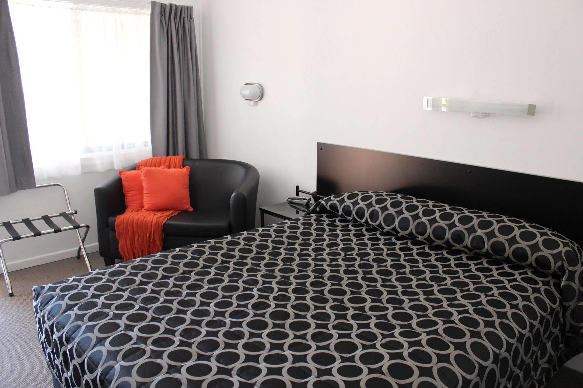 Twin Swans Motel Inverell Esterno foto